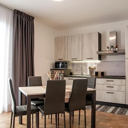 Borgo San Lorenzo * Рим