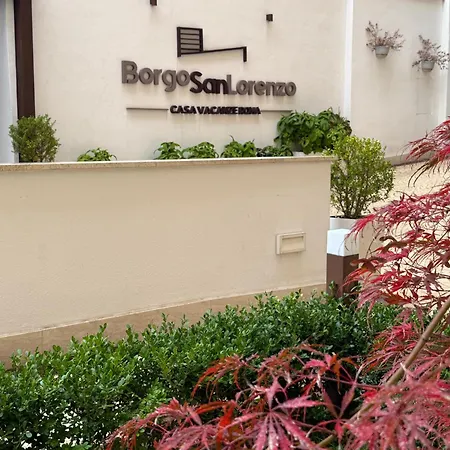 Borgo San Lorenzo Nyaraló