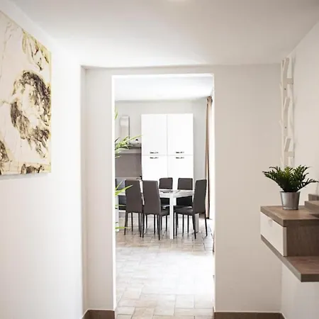 Borgo San Lorenzo Feriehus Rom