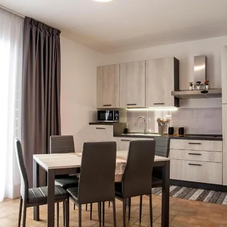 Borgo San Lorenzo Feriehus Rom