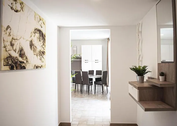 Borgo San Lorenzo 度假居 罗马