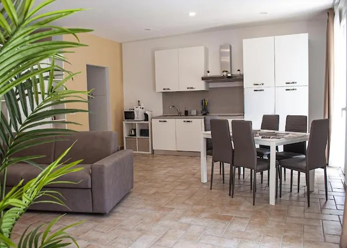 Borgo San Lorenzo 度假居 *