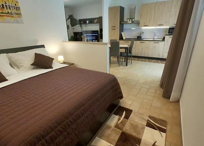 Borgo San Lorenzo 罗马